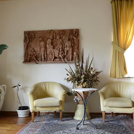 酒店 Rutiliano 皮恩扎