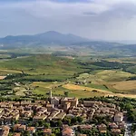 ホテル Rutiliano